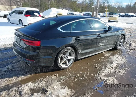 2018 Audi A5 2.0T Premium z USA, uszkodzony, nr VIN WAUENCF56JA007684